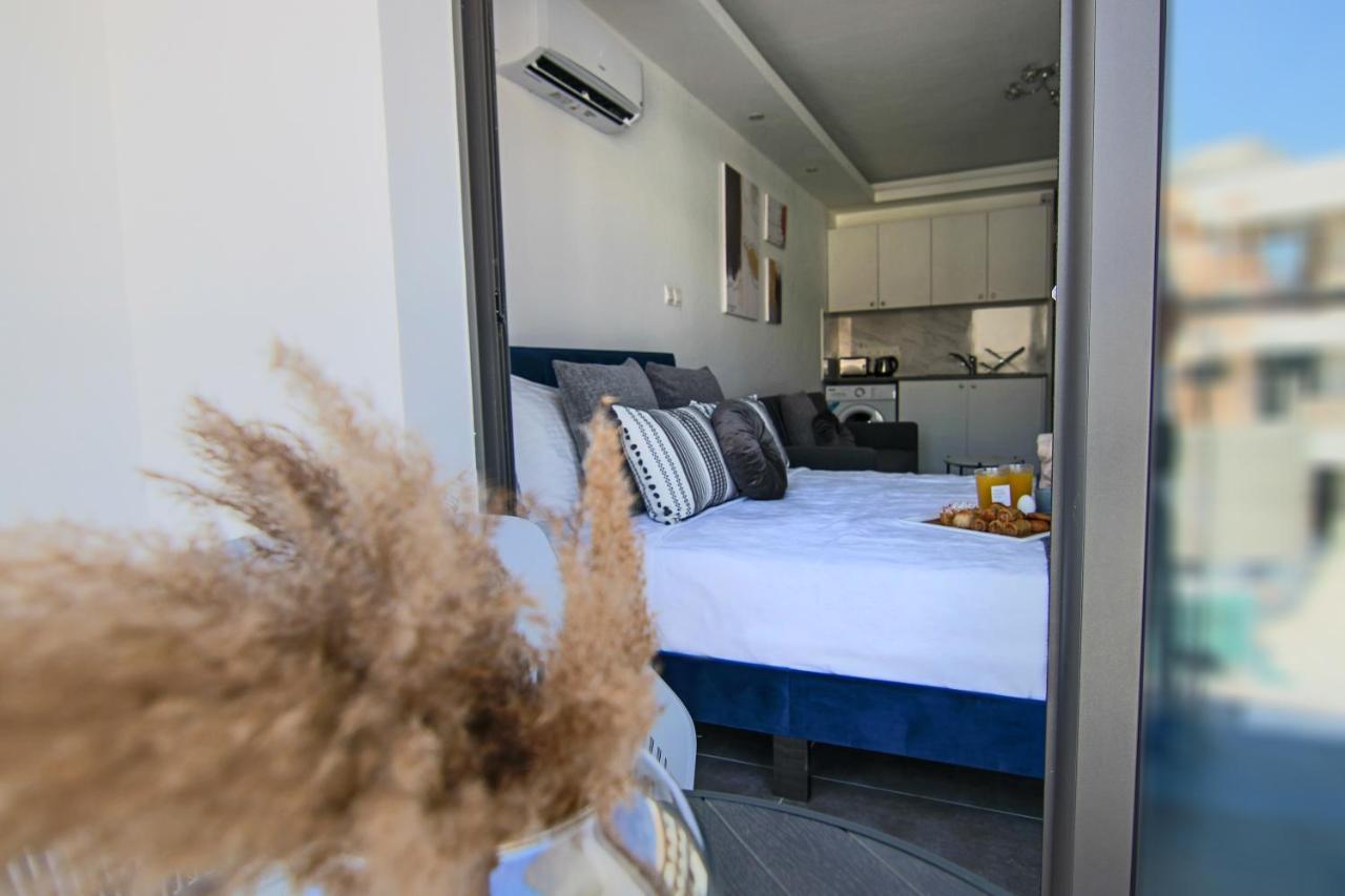 파포스 Phaedrus Living: Seaside Luxury Flat Athina 116 아파트 외부 사진